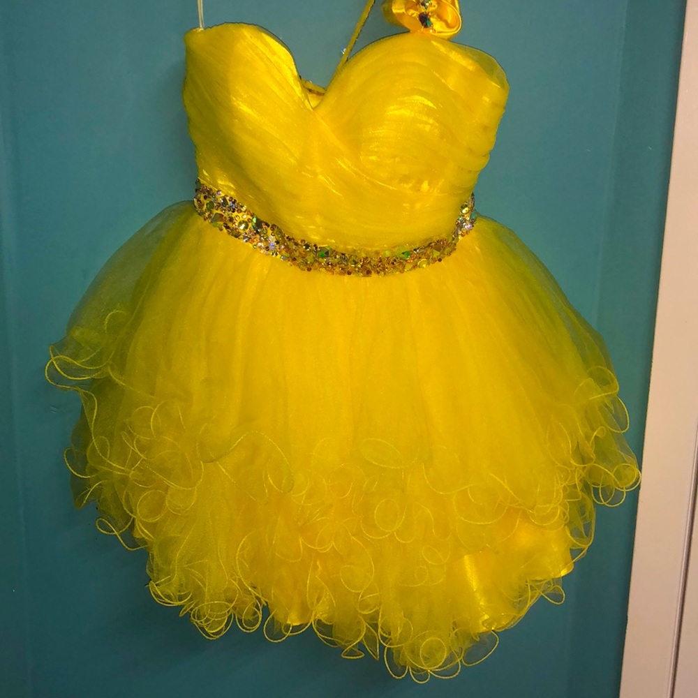Bright Yellow Prom Dress